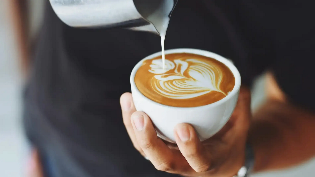 ¿Cómo preparar un Flat White? Guía paso a paso