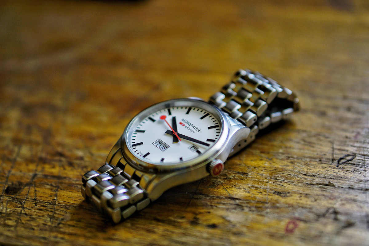 acrolyu - Mondaine Swiss Railway Day Date