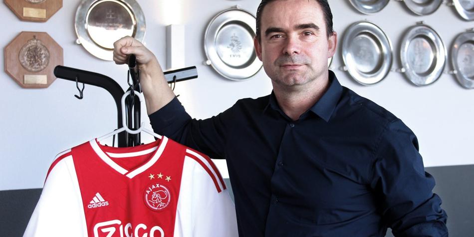 Ajax saca al director Marc Overmars por acoso a trabajadoras