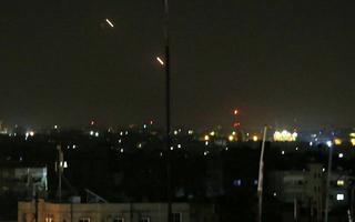 Israel targets Hamas in Gaza after ‘balloon bombs’ launched…