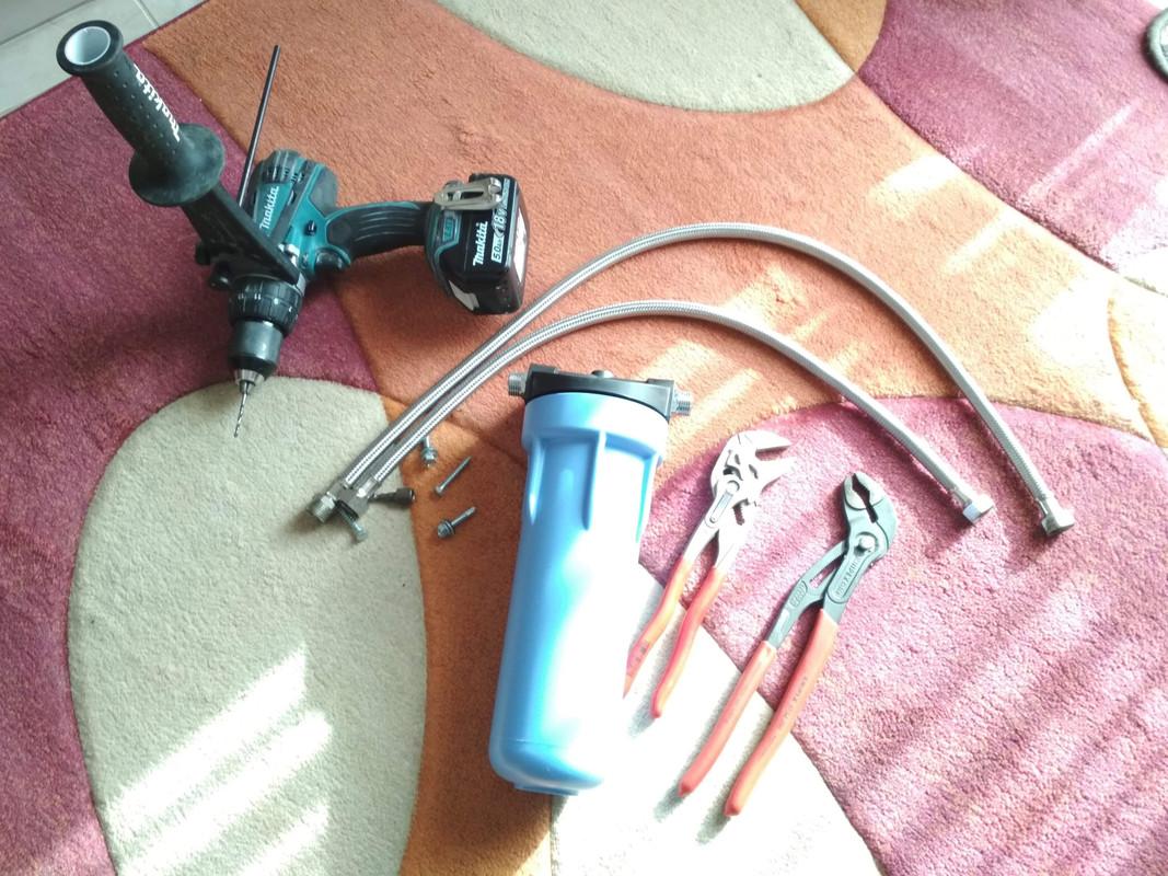 C2FB7489-A510-4B76-8889-CEEEED44363E