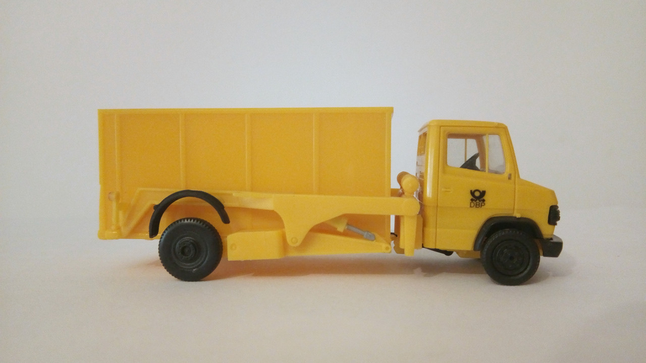 Mach (9000)