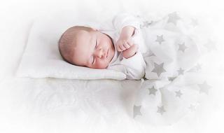 101-szare-gwiazdki-na-bialym5