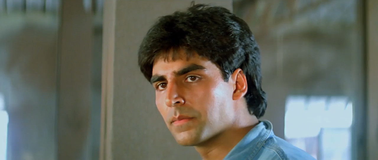 Elaan 1994 WebRip [Hindi] 480p 720p ESub Screenshot