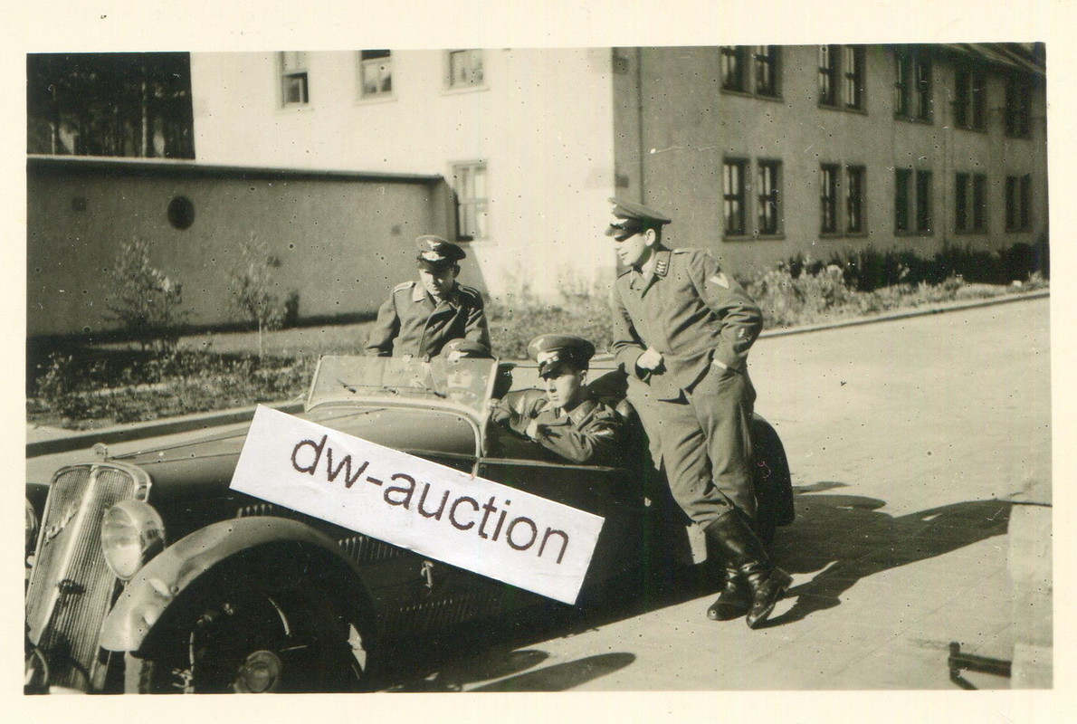 Fallschirmjäger Pionier Btl. , Soldaten mit Fahr