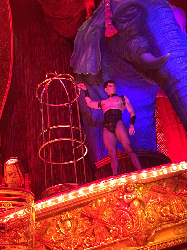 30F7B124-E809-401E-A266-12B68C64635B