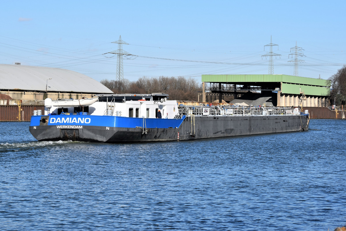 2022.02.23b4 Damiano (1940x1293)