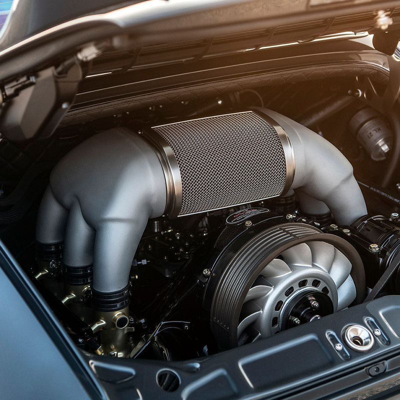 Singer-Vehicle-Design-Suisse-Commission-9.jpg