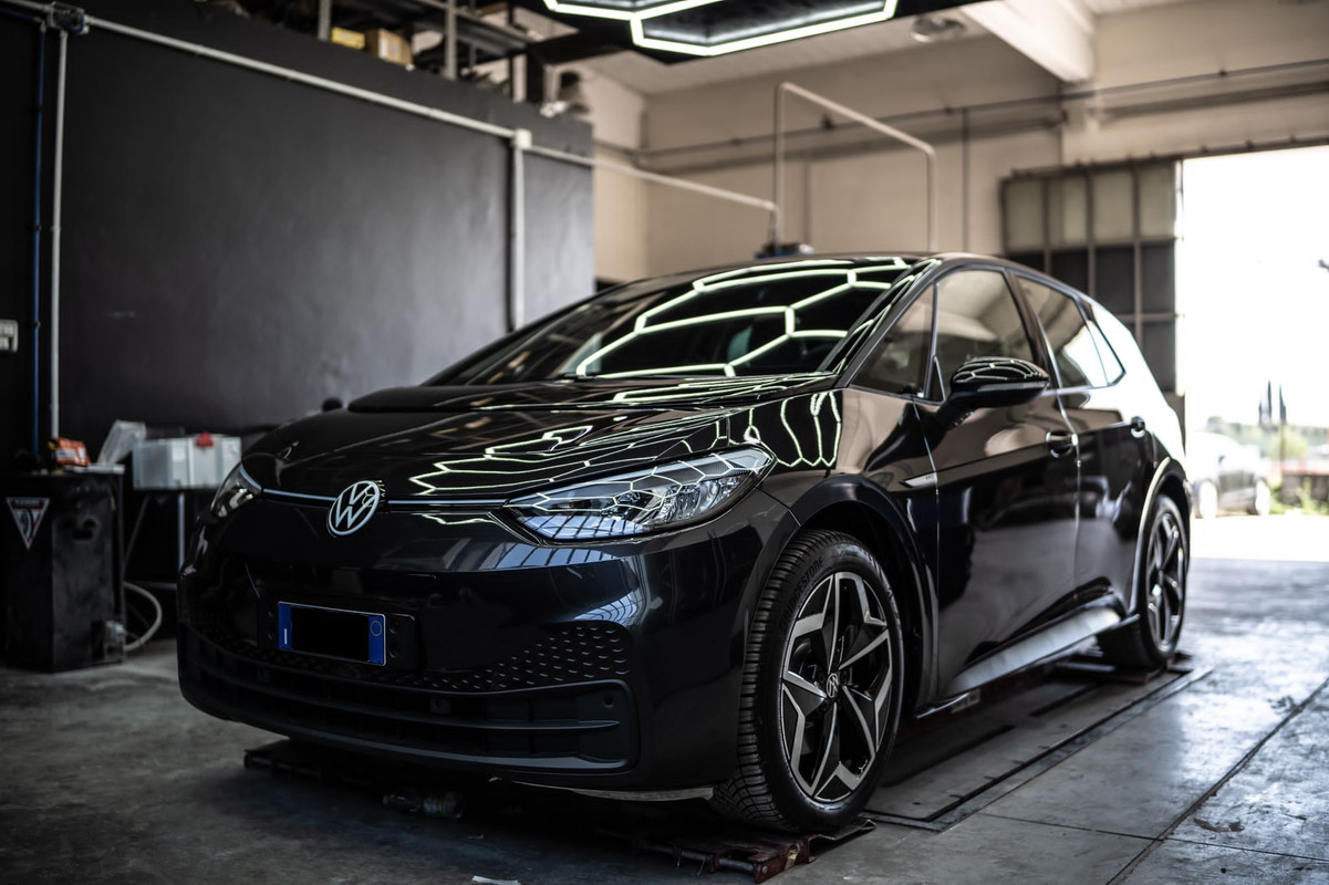 E6069E3F-20AA-4026-9A3F-12D96E4D65E2