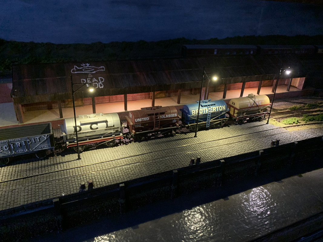 18FCDD15-3F06-4EC5-BD7C-D384BCA31327