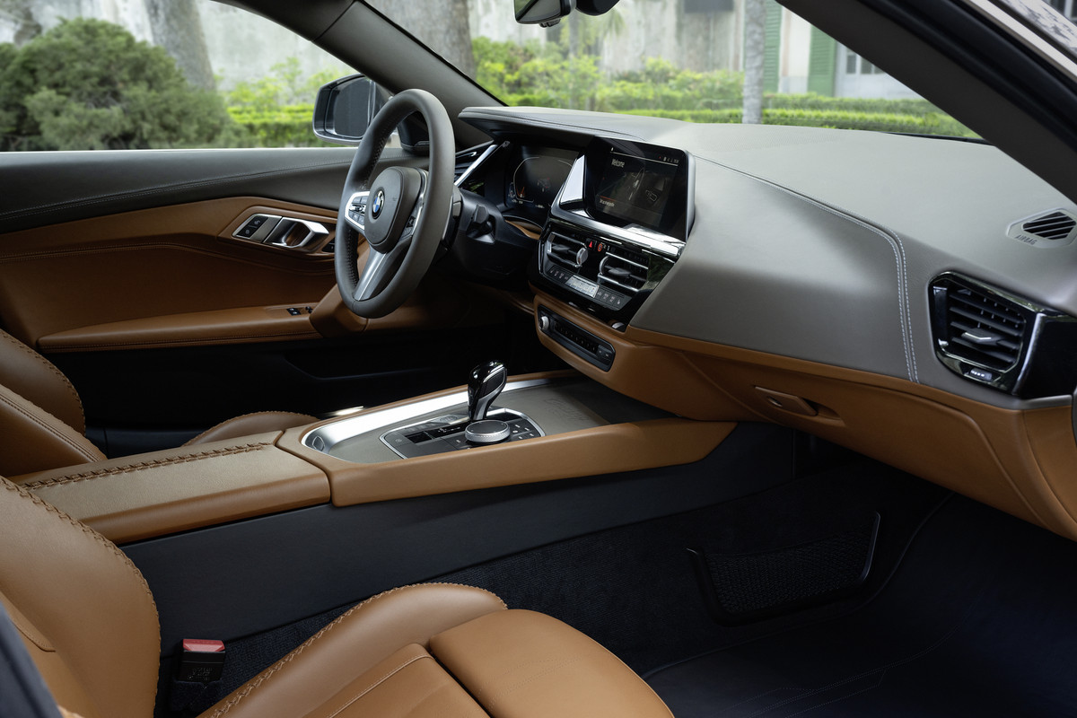 P90505527_highRes_bmw-concept-touring-
