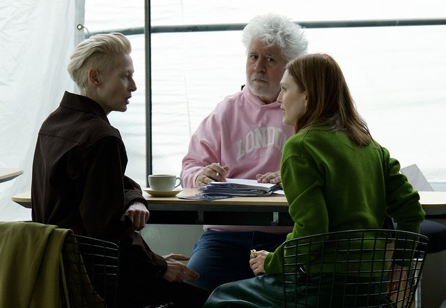 “LA HABITACIÓN DE AL LADO”, DE PEDRO ALMODÓVAR, SE ESTRENARÁ EN CINES EL PRÓXIMO 18 DE OCTUBRE