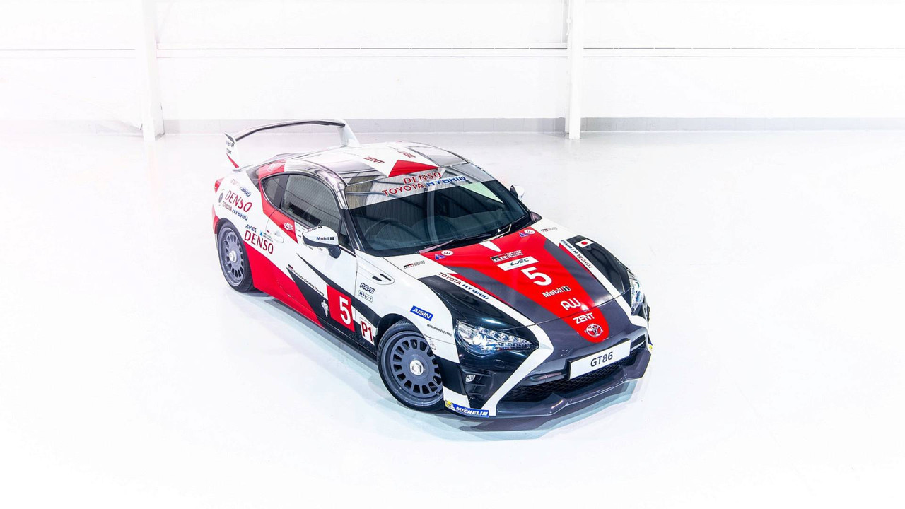 Toyota GT86 Heritage Livery (14)
