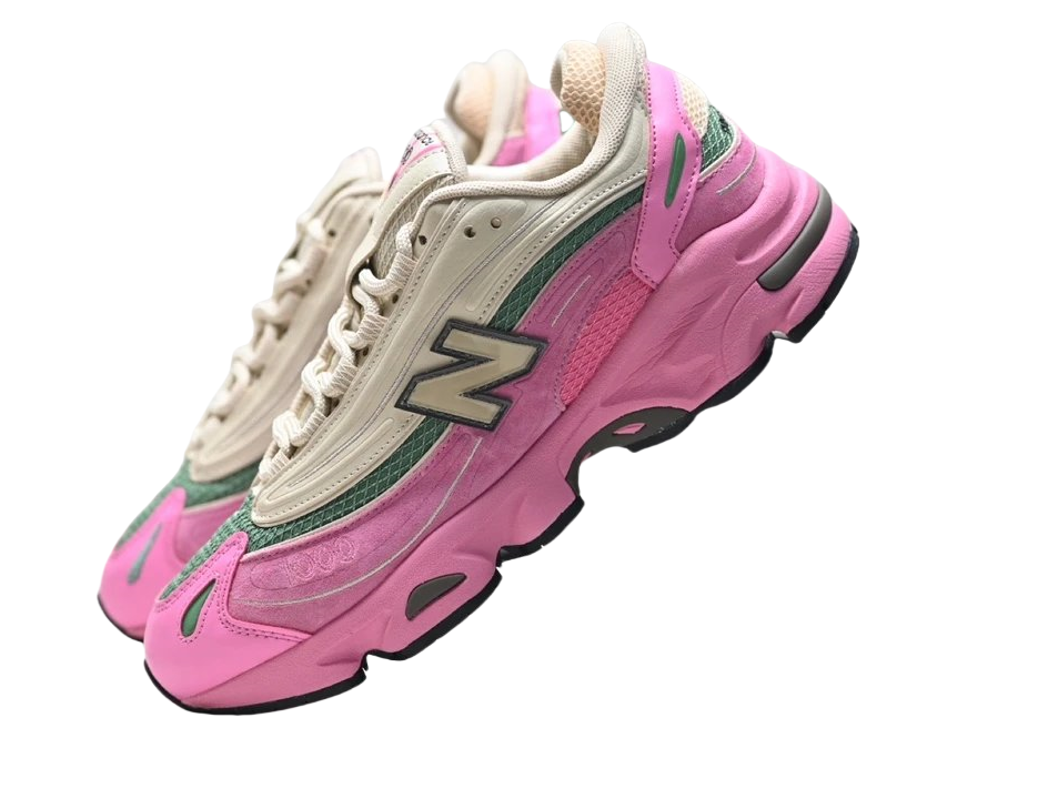NEW BALANCE SHOES