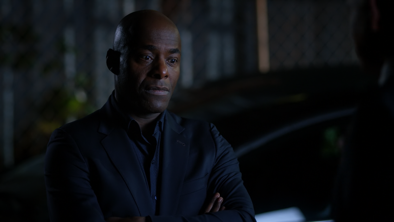 Timeless.S01E09.Last.Ride.of.Bonnie.&.Clyde.1080p.10bit.BluRay.DD5.1.HEVC-Vyndros.mkv_snapshot_28.37