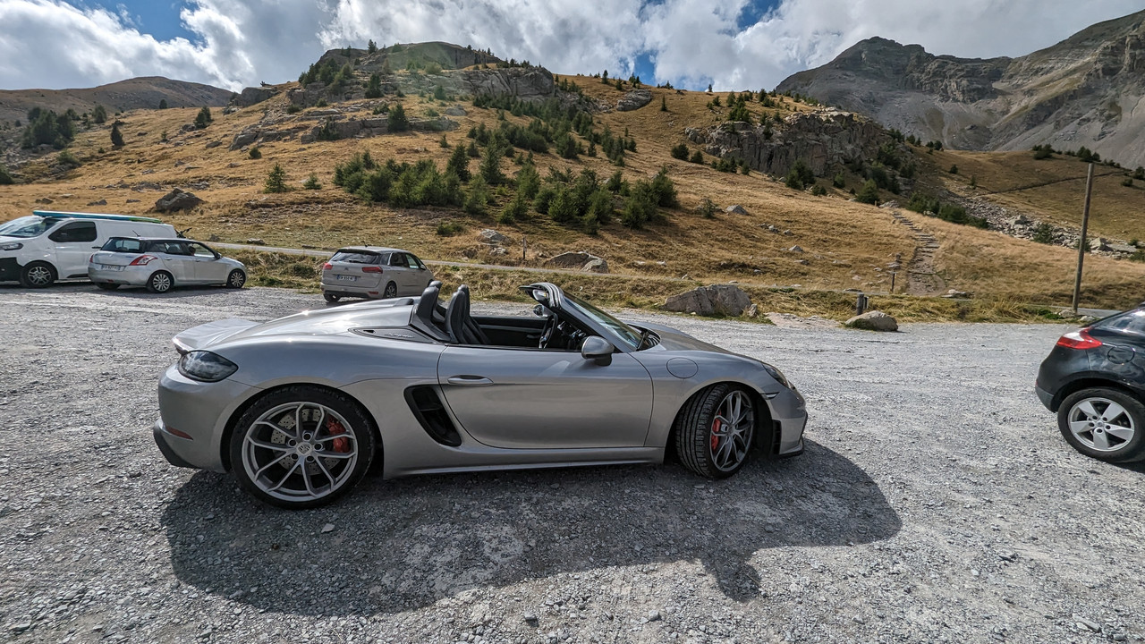 Route des grandes alpes en 718 spyder J2-CAYOLLE-1