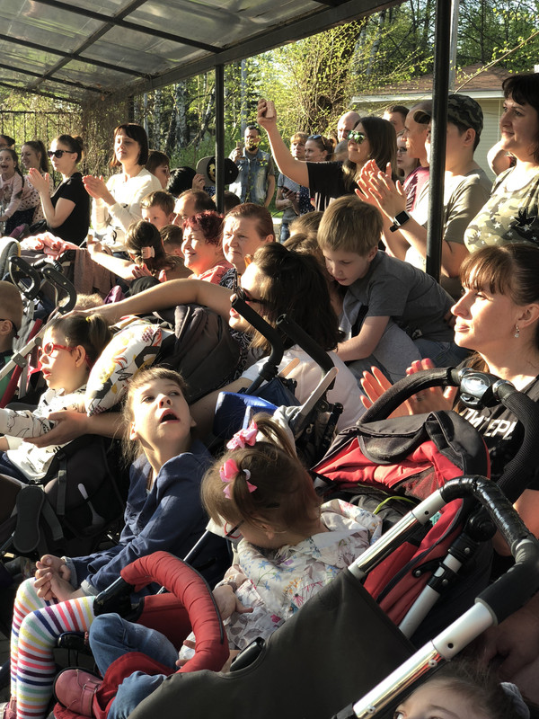 15C9DE8B-C30A-419B-9668-EC5C79DA0218