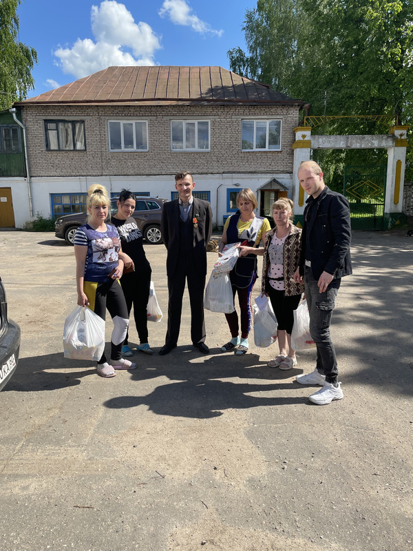 E4E4894C-81B2-419F-BA2B-6FC642329543