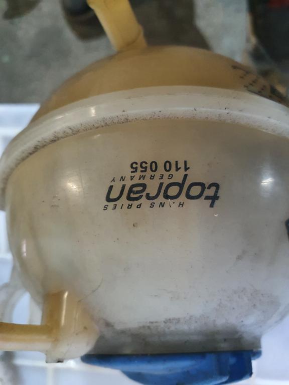 Расширительный бачок