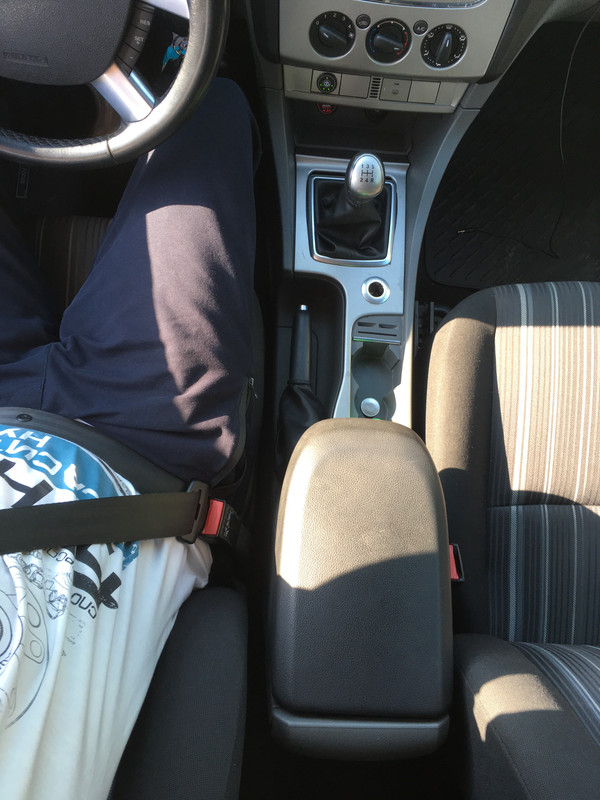 14D205D8-CD8C-4C83-89EA-03C0B386013C