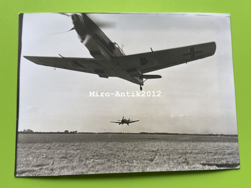 Gross Foto, Messerschmitt Bf 109, Kurz nach dem Start (N)50721