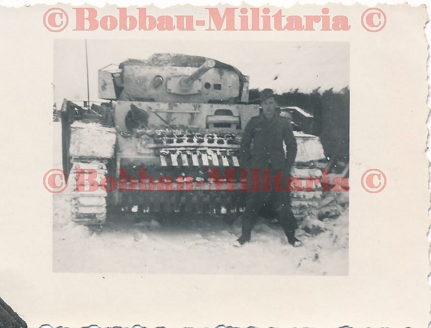 Fallschirmjäger-Sturmgeschütz-Brigade 1944 Panzer III Zusatzpanz