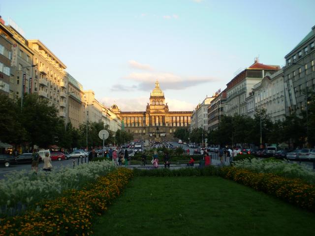 Praga, corazón de Europa - Blogs de Checa Rep. - Al Este y al Oeste (22)