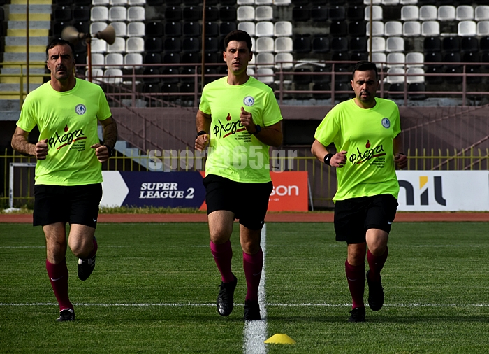 , &Tau;&epsilon;&lambda;&iota;&kappa;ό&sigmaf; &Kappa;&upsilon;&pi;έ&lambda;&lambda;&omicron;&upsilon; &Mu;&epsilon;&sigma;&sigma;&eta;&nu;ί&alpha;&sigmaf;: &Phi;&omega;&tau;&omicron;&rho;&epsilon;&pi;&omicron;&rho;&tau;ά&zeta; &alpha;&pi;&omicron; &tau;&eta;&nu; &Pi;&alpha;&rho;&alpha;&lambda;ί&alpha;