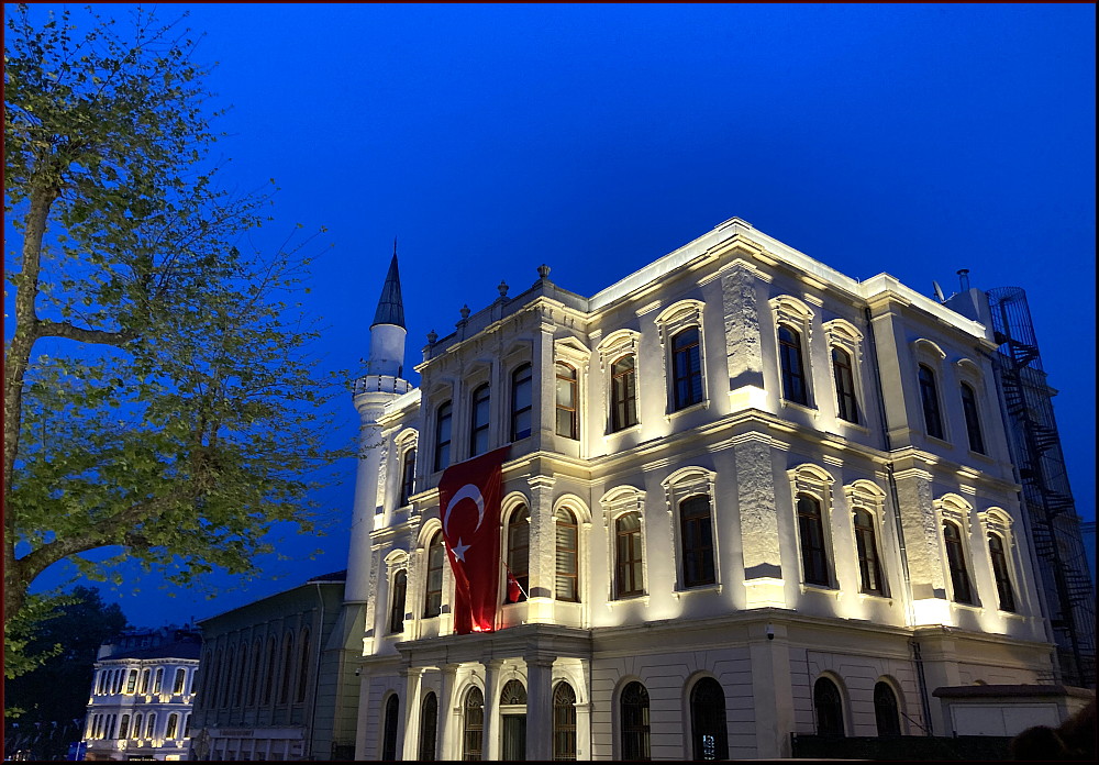 https://i.postimg.cc/ZqF7B8c8/12.jpg