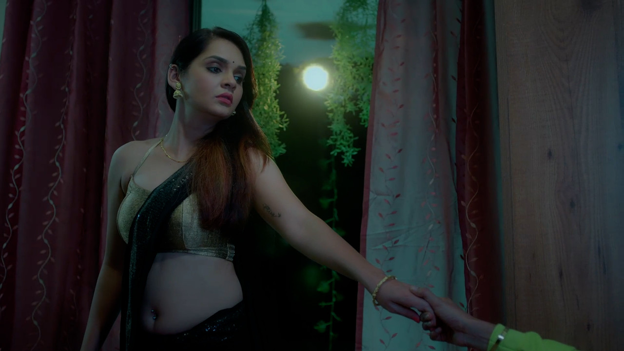 Gemadpanthi Meera Sarang.00_00_29_20.Still008