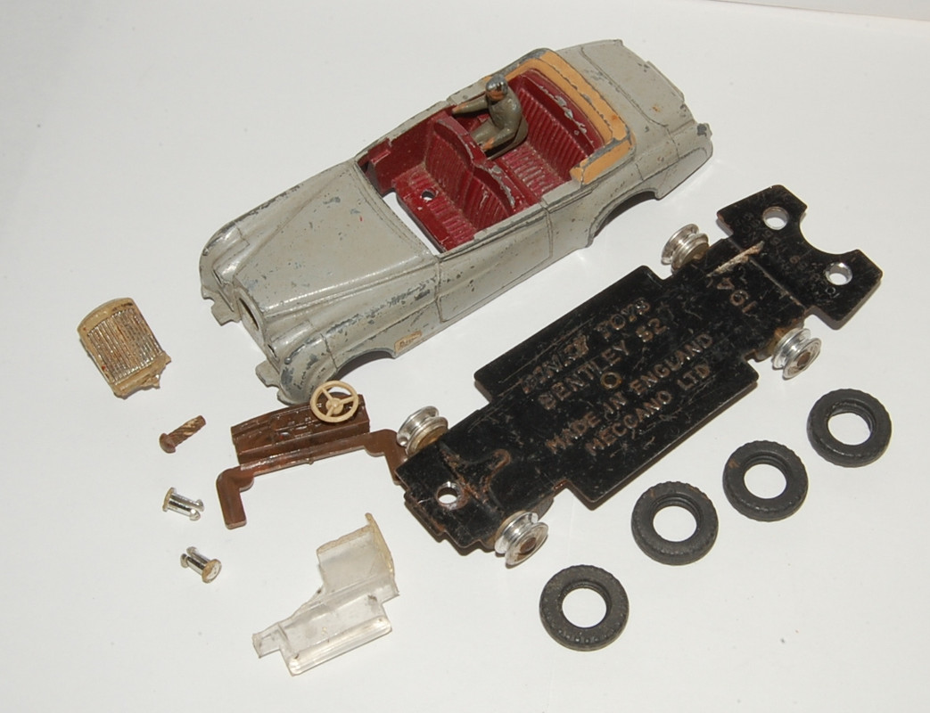 Dinky 194 Bentley S2 - 4