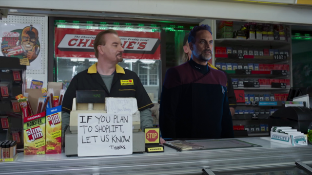 https-cdn-cnn-com-cnnnext-dam-assets-220907095253-hollywood-kevin-smith-clerks-iii-movies-entertai.png