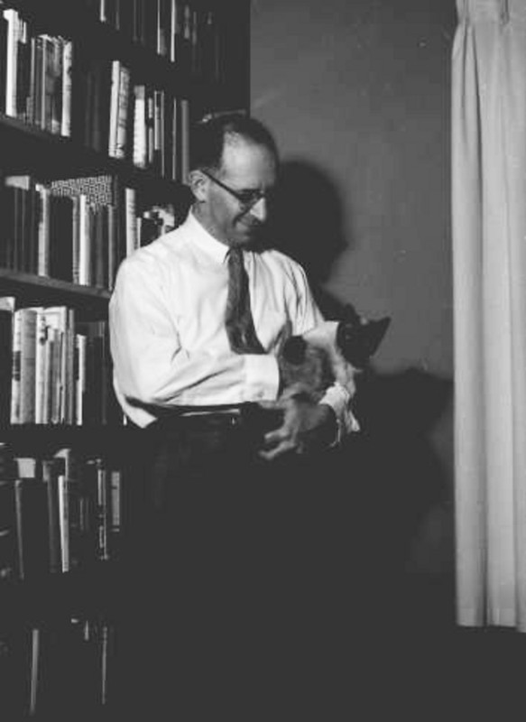 Malamud-Bernard-with-cat-1960