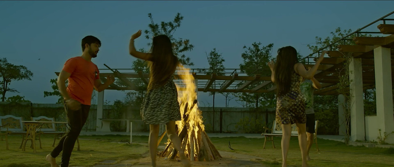 Pyar Hi Pyar 2021.1080p.AMZN.mkv_snapshot_19.35_[2021.07.09_16.48.08]