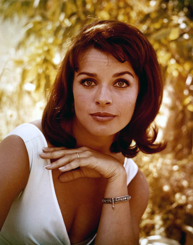 Senta_Berger_ma57