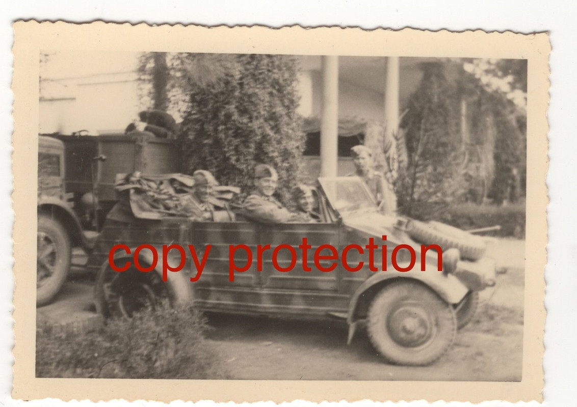 Fotos VW 82 Kübelwagen 1944 in Italien bei Rom- 