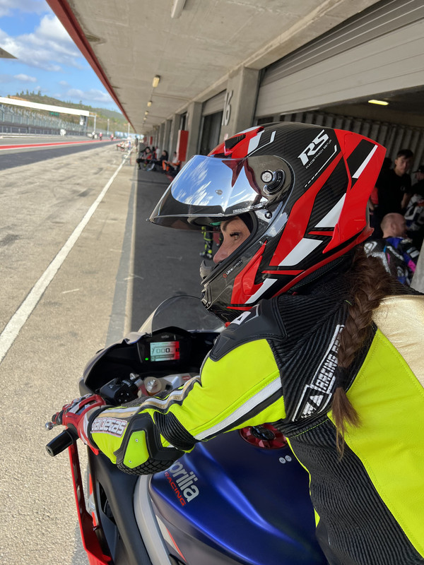 126FC113-9967-45B6-8066-A6ECC7A06FA8