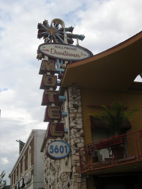 My West USA road trip: un viaje de película. - Blogs de USA - Día Uno: Viaje y llegada a Los Ángeles (2)