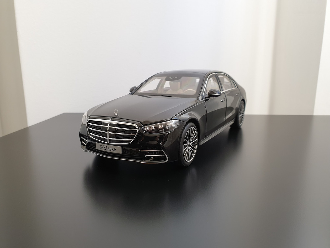 Mercedes Benz New S Class W223 In Onyx Black My 21 Diecastxchange Forum