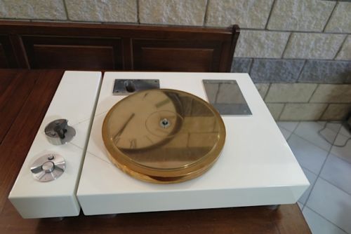 [Bild: Melco-1.jpg]