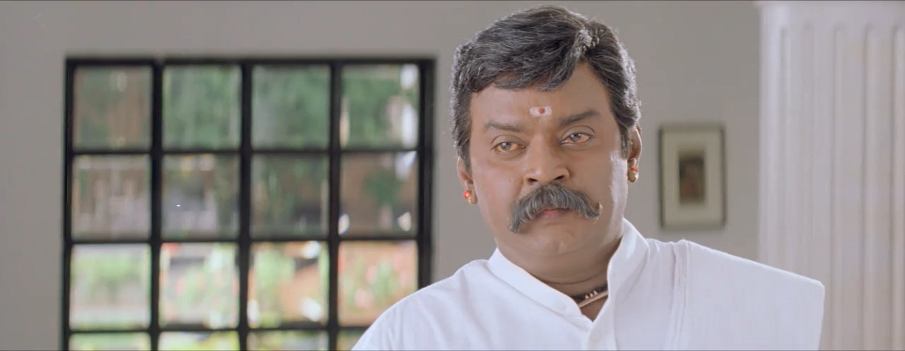 Vaanathaippola 2000 WebRip [Tamil + Thai] 480p, 720p ESub Screenshot