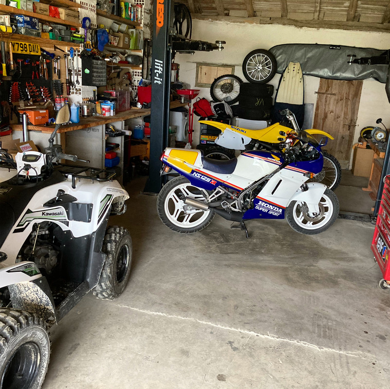 F854762E-3F98-4D7F-8F0E-24FDE4A1E692