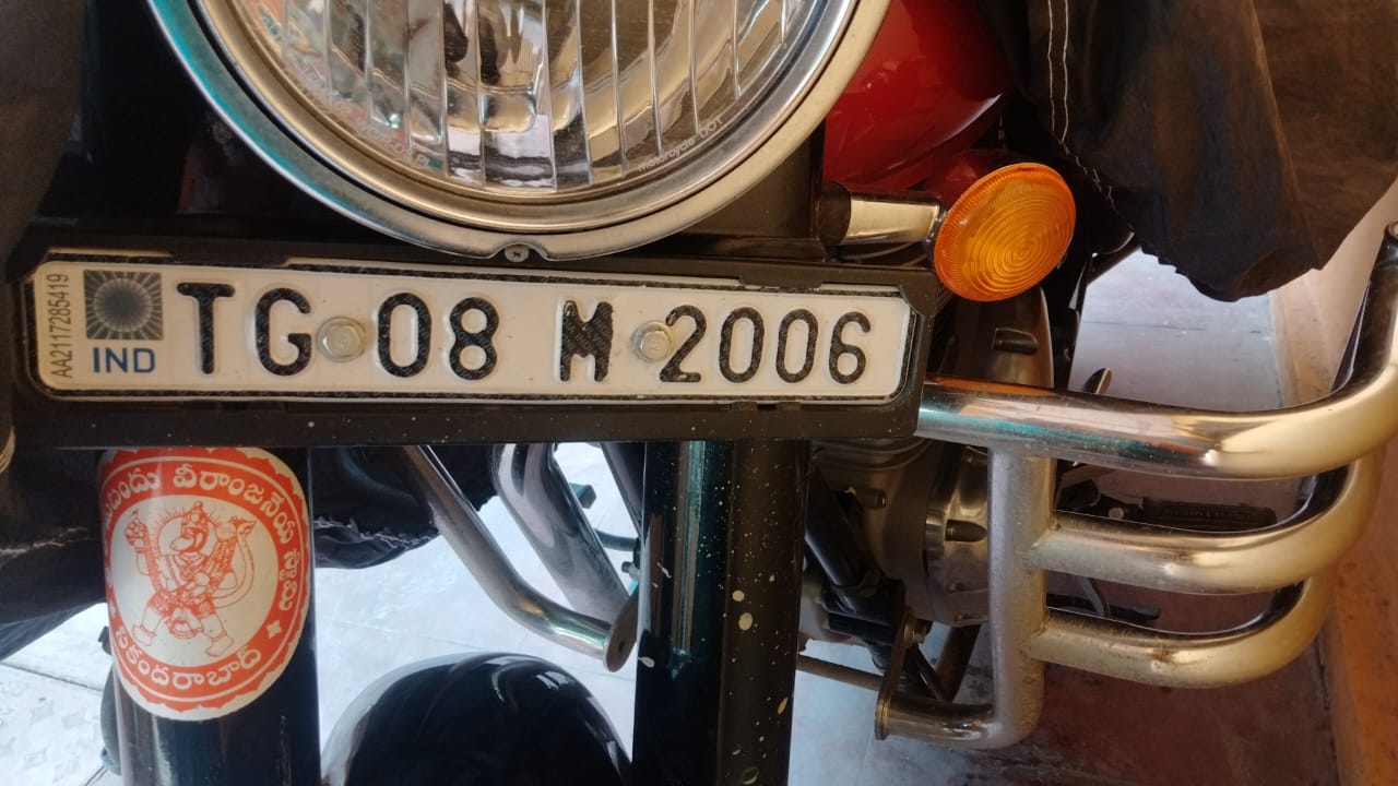 royal enfield Classic 350 photo 3