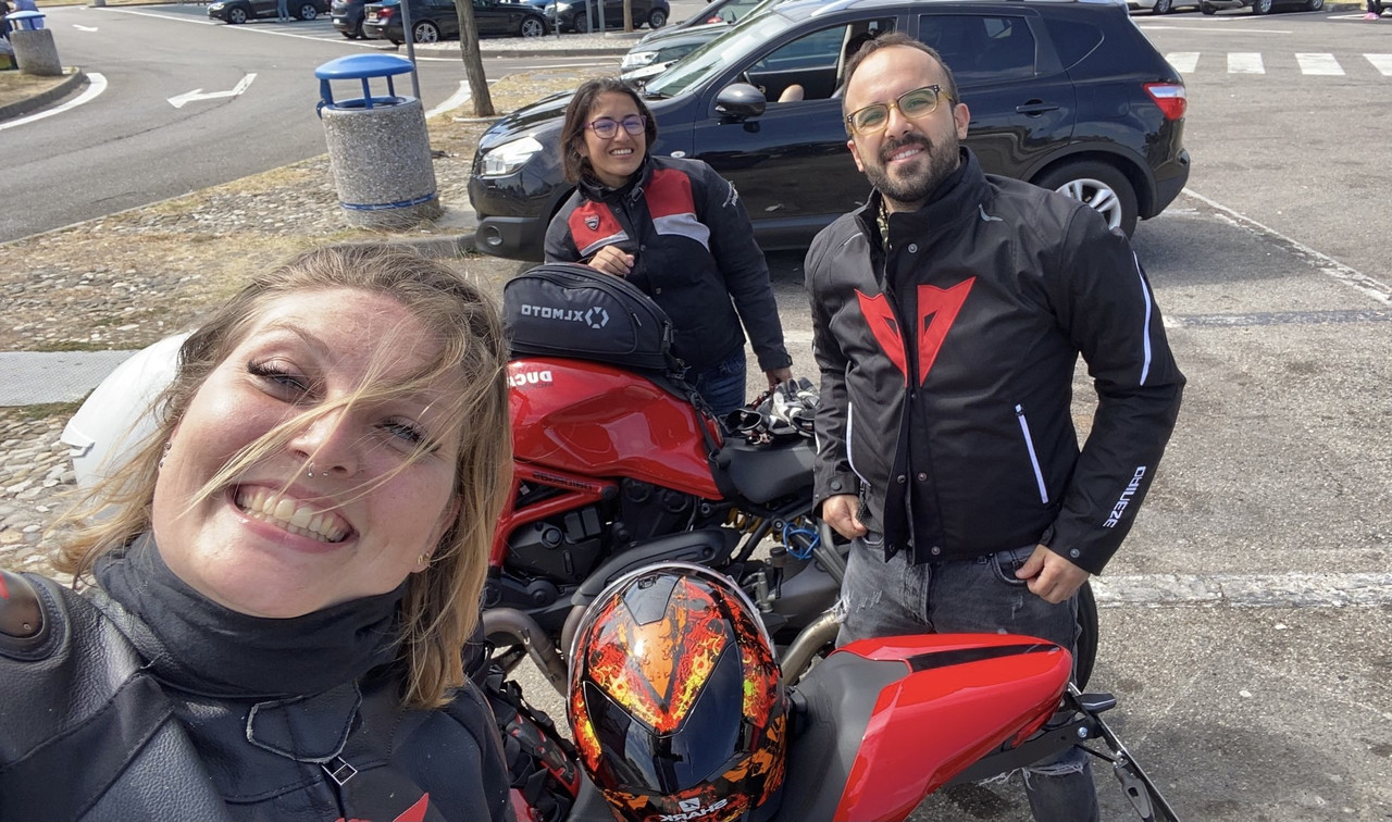 F444FEDC-2989-40D0-8AFC-626F43F1ED71