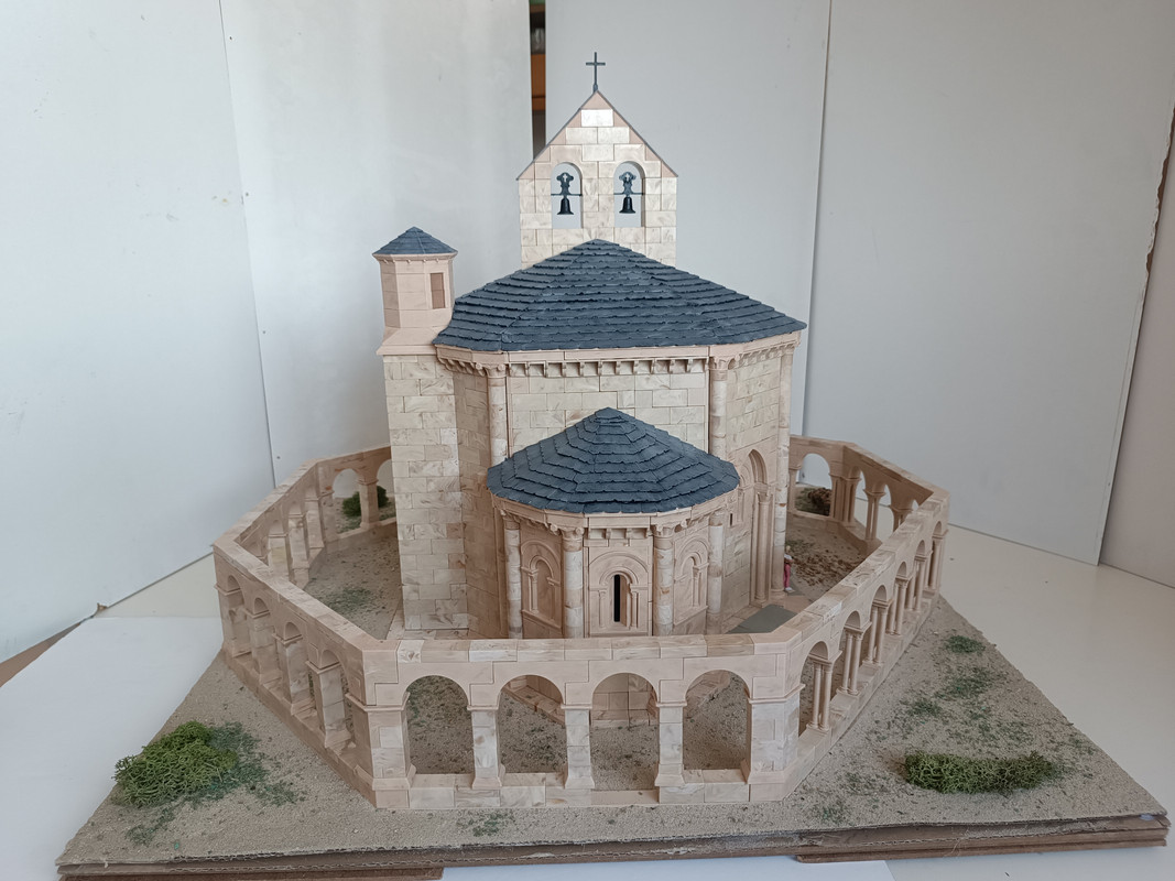 Eunate 07_Fachada este 1