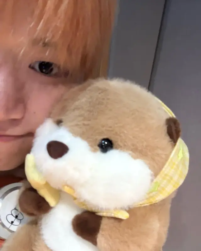 weverse_20251005143412_copy_2419x3024