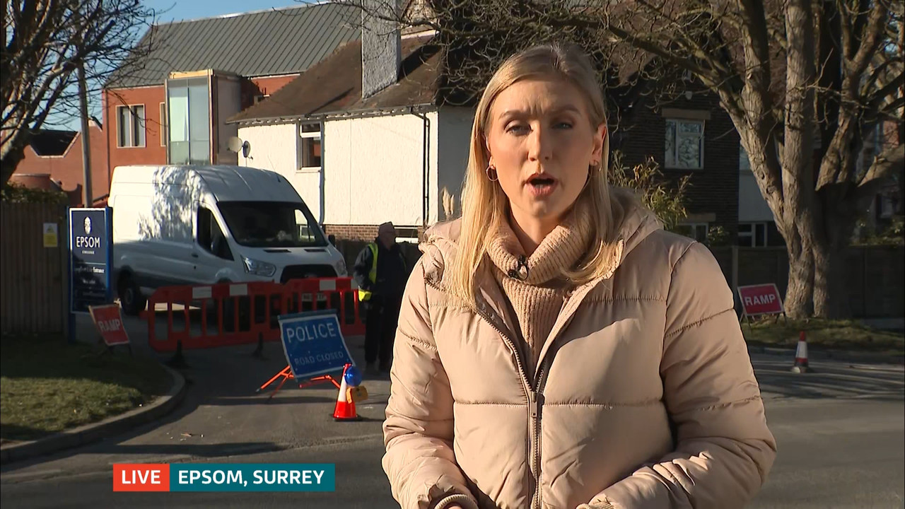 ITV Lunchtime News_20230206_13301355.ts_snapshot_13.04.775