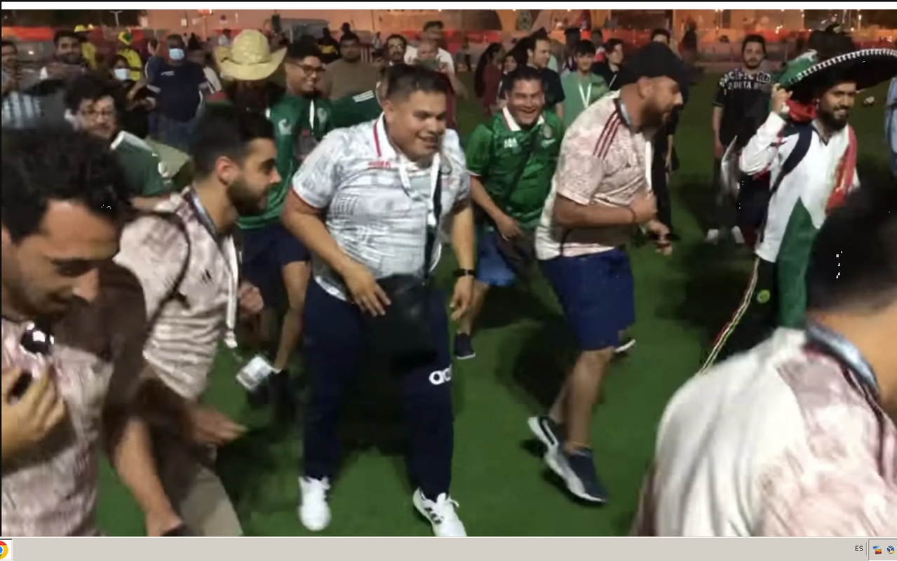 Mexicanos ponen ritmo en el Mundial de Qatar 2022 y bailan 'payaso de rodeo'