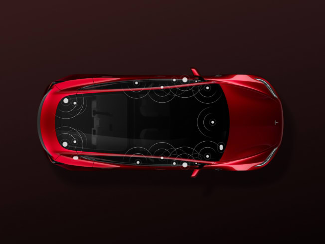 Model-3-Performance-Sound-Mobile-LHD-v2
