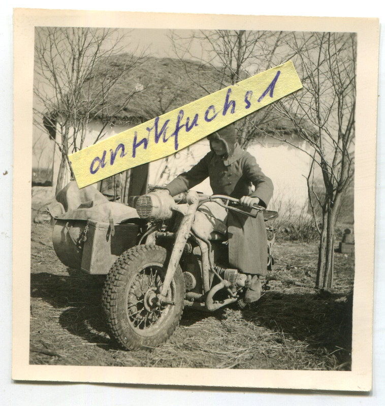 Foto - 1 - schweres Zündapp KS-750 WH-Krad-Gespann in Besarabien 1944